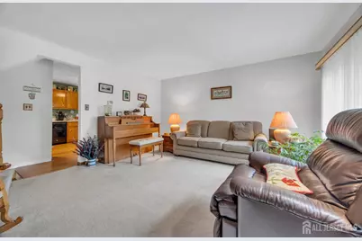 19 Shetland Road, East Brunswick Township, NJ 08816 - Photo 11