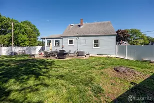 24 Old Stage Rd, East Brunswick Township, NJ 08816 - Photo 19
