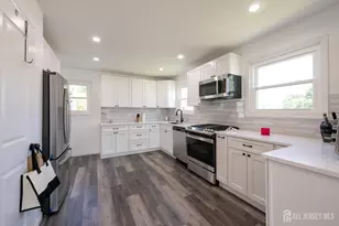 24 Old Stage Rd, East Brunswick Township, NJ 08816 - Photo 9