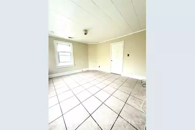 [Address not provided], Perth Amboy, NJ 08861 - Photo 11