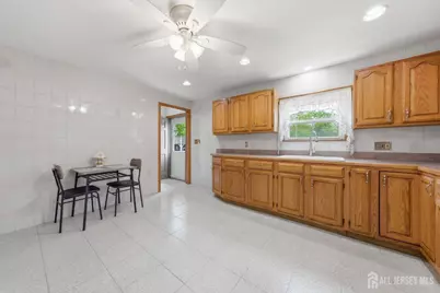 46 Warrenville Road, Middlesex, NJ 08846 - Photo 15