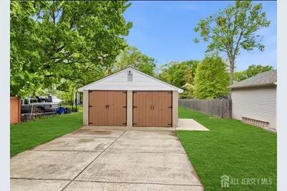 46 Warrenville Road, Middlesex, NJ 08846 - Photo 5