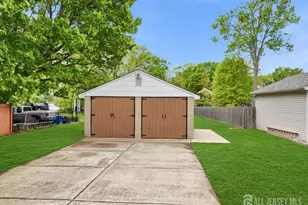 46 Warrenville Rd, Middlesex, NJ 08846 - Photo 5