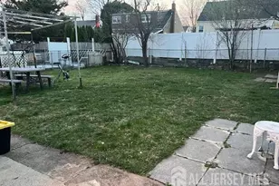 263 Richmond Ave, Paterson, NJ 07502 - Photo 3