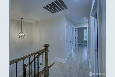 8 Travers Avenue, Edison, NJ 08817 - Photo 11