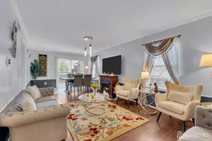 6 Ives Ct, Monroe Township, NJ 08831 - Photo 3