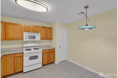 224 Pinelli Drive, Piscataway Township, NJ 08854 - Photo 17