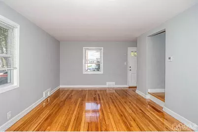 9 Macarthur Drive, Edison, NJ 08837 - Photo 3