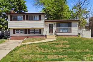 78 Woodview Dr, Old Bridge Township, NJ 08857 - Photo 1