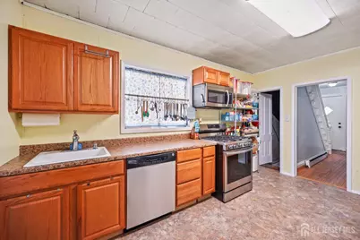 448 Mechanic Street, Perth Amboy, NJ 08861 - Photo 9