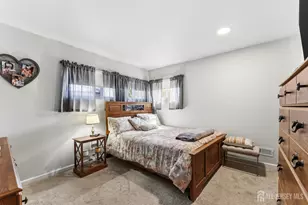 14 Sunrise Rd, Old Bridge Township, NJ 08857 - Photo 23