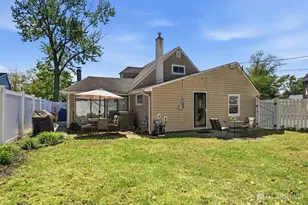 14 Sunrise Rd, Old Bridge Township, NJ 08857 - Photo 11
