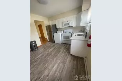 1160 Roosevelt Avenue, Carteret, NJ 07008 - Photo 5