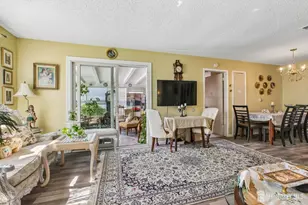 157 Pelham Ln, Monroe Township, NJ 08831 - Photo 5