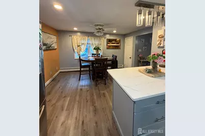 706 Convery Boulevard, Perth Amboy, NJ 08861 - Photo 3