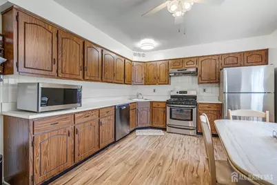 1401 North Oaks Boulevard, North Brunswick Township, NJ 08902 - Photo 11