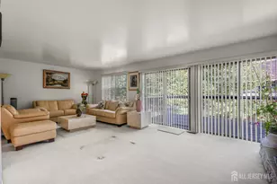 1401 N Oaks Blvd, North Brunswick Township, NJ 08902 - Photo 7