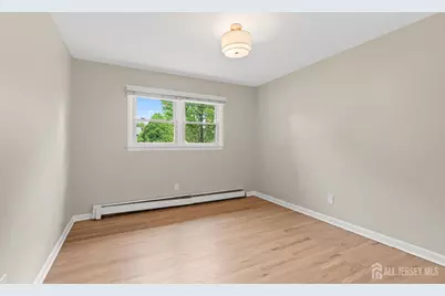 170 Montgomery Street, Piscataway Township, NJ 08854 - Photo 5
