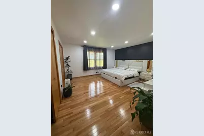 8 Teaberry Drive, Edison, NJ 08820 - Photo 11
