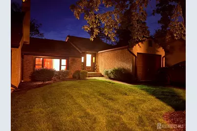 8 Teaberry Drive, Edison, NJ 08820 - Photo 35
