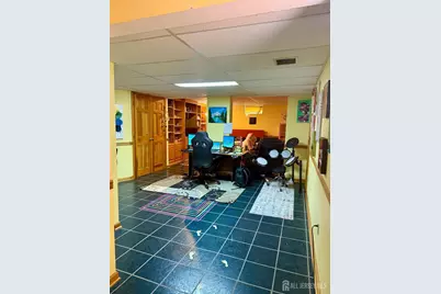 8 Teaberry Drive, Edison, NJ 08820 - Photo 31