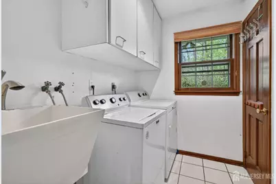 39 Independence Drive, East Brunswick Township, NJ 08816 - Photo 15