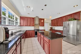 18 Gloria Lane, Monroe Township, NJ 08831 - Photo 21