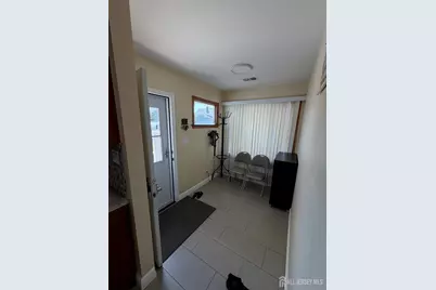 125 Hermann Street, Carteret, NJ 07008 - Photo 33