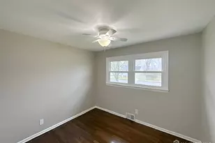 205 Willow Dr, Neptune Township, NJ 07753 - Photo 21