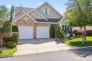 36 Wintons Way, Monroe Township, NJ 08831 - Photo 3