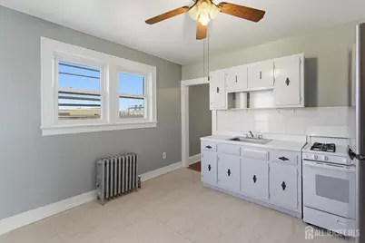 10 Garfield Street, Linden, NJ 07036 - Photo 9
