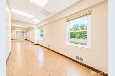 522 State Route 18 Highway #1, East Brunswick Township, NJ 08816 - Photo 5
