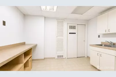 522 State Route 18 Highway #1, East Brunswick Township, NJ 08816 - Photo 9