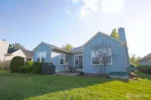 65 Yorkshire Dr, Monroe Township, NJ 08831 - Photo 17