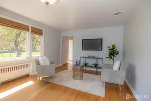 14 Meadowbrook Ln, Piscataway Township, NJ 08854 - Photo 5