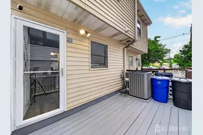 172 Roosevelt Avenue #B, Carteret, NJ 07008 - Photo 15