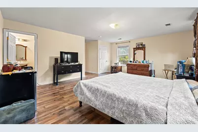 74 Wildwood Avenue, Edison, NJ 08837 - Photo 13