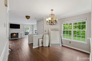 601 Lindsley Ct, Burlington Twp, NJ 08016 - Photo 5