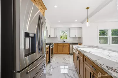 684 West Avenue, Sewaren, NJ 07077 - Photo 21