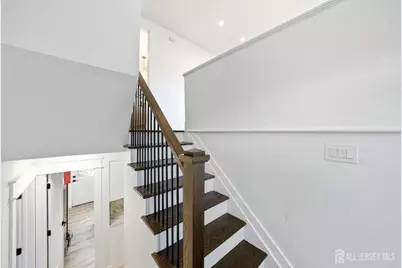 684 West Avenue, Sewaren, NJ 07077 - Photo 29