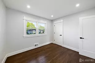 684 West Ave, Sewaren, NJ 07077 - Photo 27
