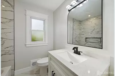 684 West Avenue, Sewaren, NJ 07077 - Photo 25