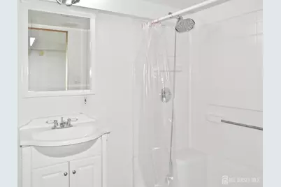 21 Sherwood Avenue, East Brunswick Township, NJ 08816 - Photo 17