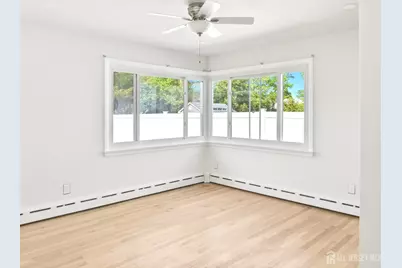 21 Sherwood Avenue, East Brunswick Township, NJ 08816 - Photo 9