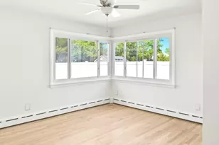 21 Sherwood Ave, East Brunswick Township, NJ 08816 - Photo 9