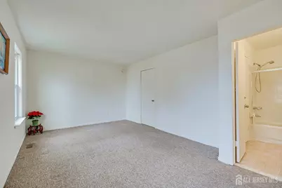 112 Redbud Road, Piscataway Township, NJ 08854 - Photo 15