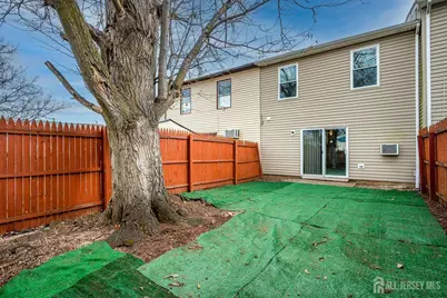 112 Redbud Road, Piscataway Township, NJ 08854 - Photo 23