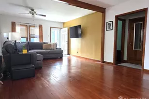 1108 Lower Ferry Rd, Ewing Township, NJ 08618 - Photo 3