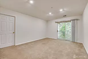 936 Waterford Dr, Edison, NJ 08817 - Photo 9
