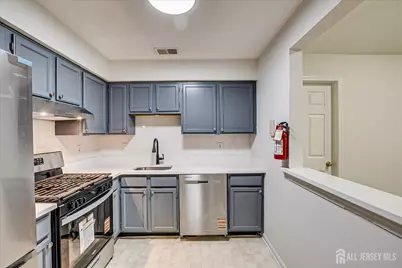 936 Waterford Drive, Edison, NJ 08817 - Photo 15